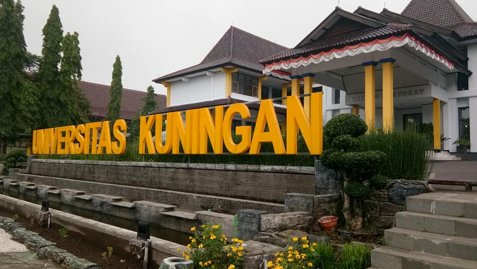 Gedung Universitas Kuningan